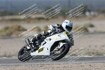 media/Oct-05-2025-CVMA (Sun) [[beeef4f201]]/Race 5-Amateur Supersport Open (Holeshot)/